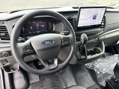 New 2026 Ford Transit 250 148 Medium Roof w/ Load Area Protection Package RWD image 13