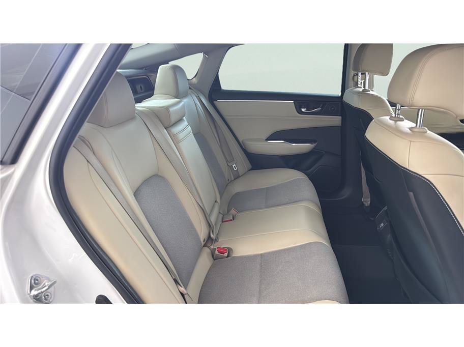 Used 2018 Honda Clarity Plug-In Hybrid image 15