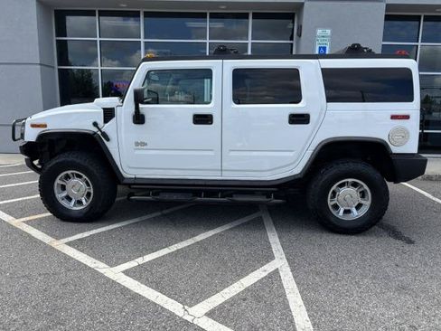 Used 2005 HUMMER H2 w/ Preferred Equipment Group AWD/4WD image 1