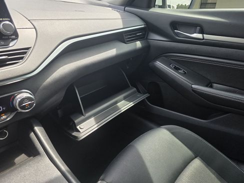 Used 2019 Nissan Altima 2.5 SV FWD image 33