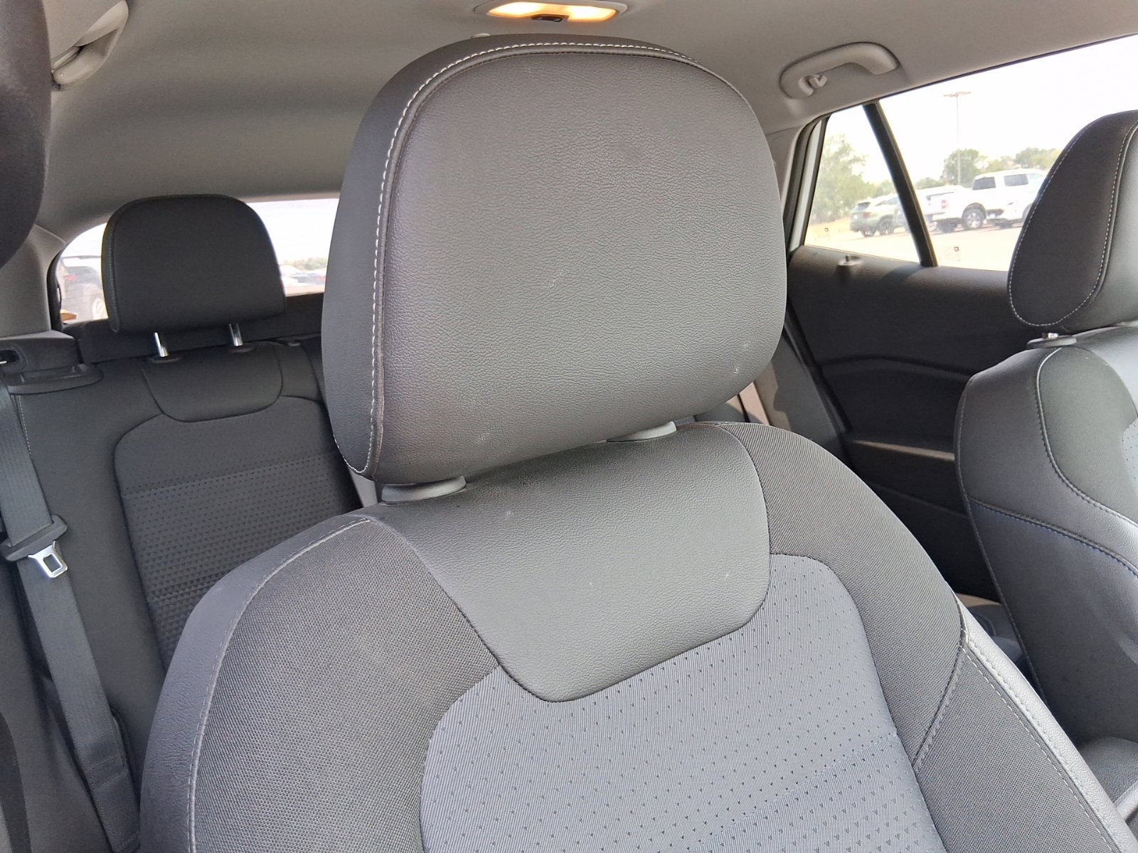 Used 2024 Chevrolet Trax LT w/ Driver Confidence Package FWD image 14