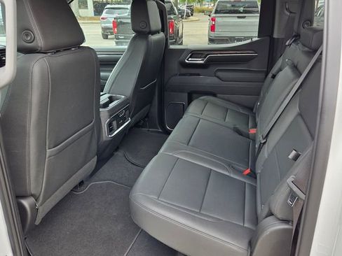 Used 2023 GMC Sierra 1500 SLT w/ SLT Premium Plus Package image 9