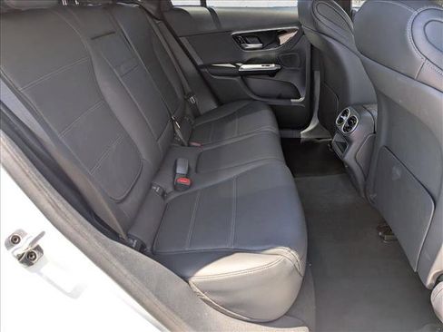 Used 2026 Mercedes-Benz GLC 300 4MATIC image 20