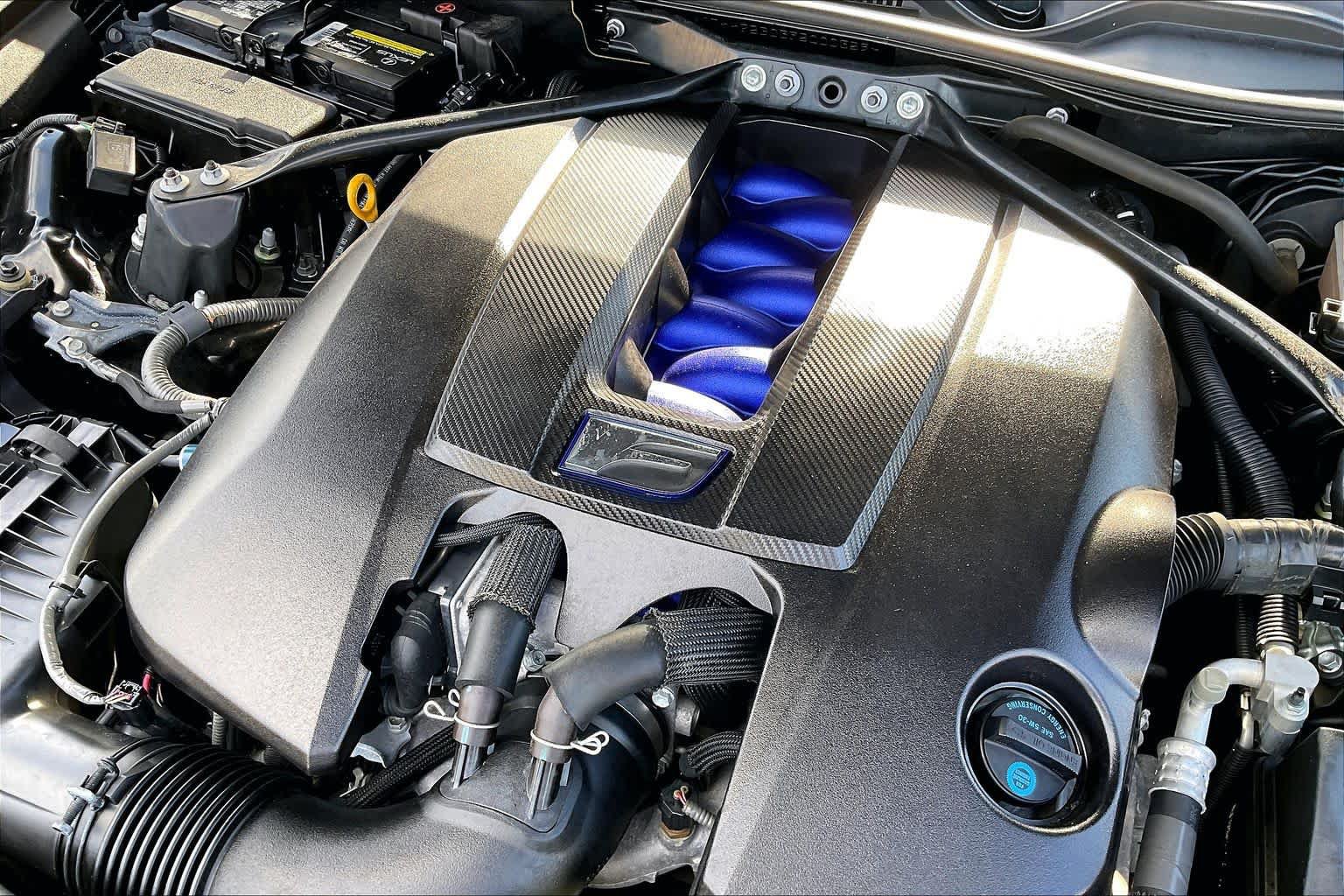 Used 2015 Lexus RC F w/ Premium Package RWD image 30