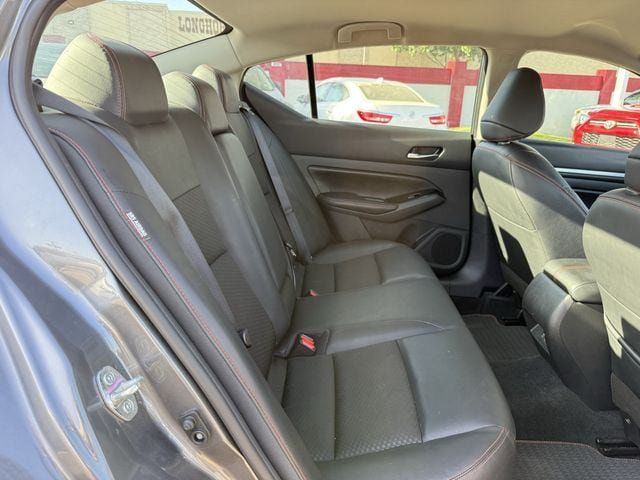 Used 2024 Nissan Altima 2.5 SR FWD image 30
