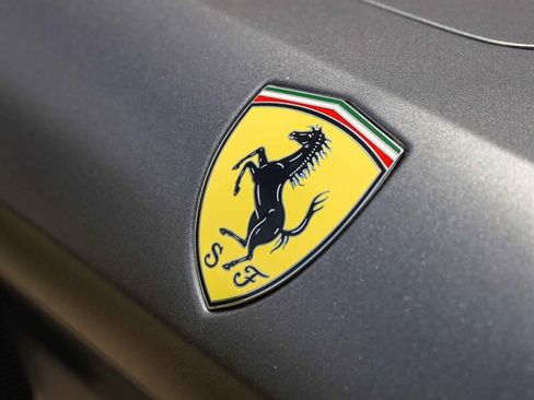 Used 2016 Ferrari California T RWD image 47