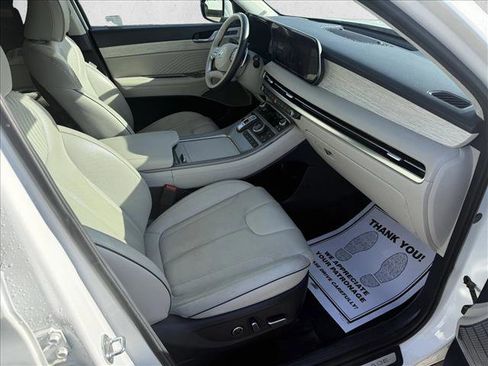 Used 2024 Hyundai Palisade Calligraphy image 21