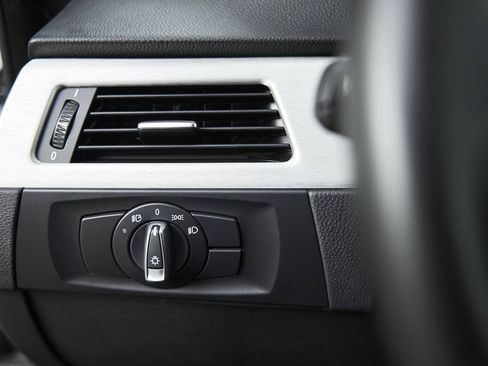 Used 2013 BMW M3 Coupe RWD image 50