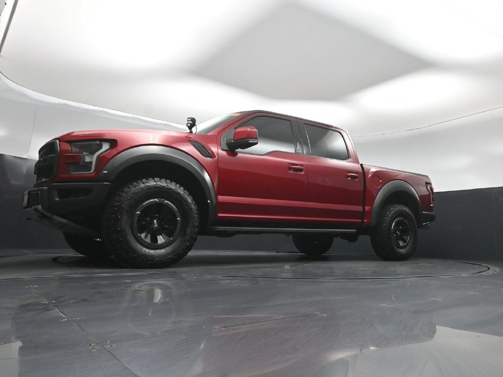 Used 2017 Ford F150 Raptor w/ Equipment Group 802A Luxury AWD/4WD image 41