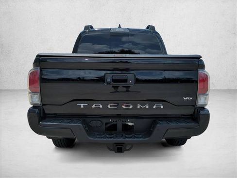 Certified 2022 Toyota Tacoma TRD Off-Road w/ TRD Premium Off Road Package RWD image 6