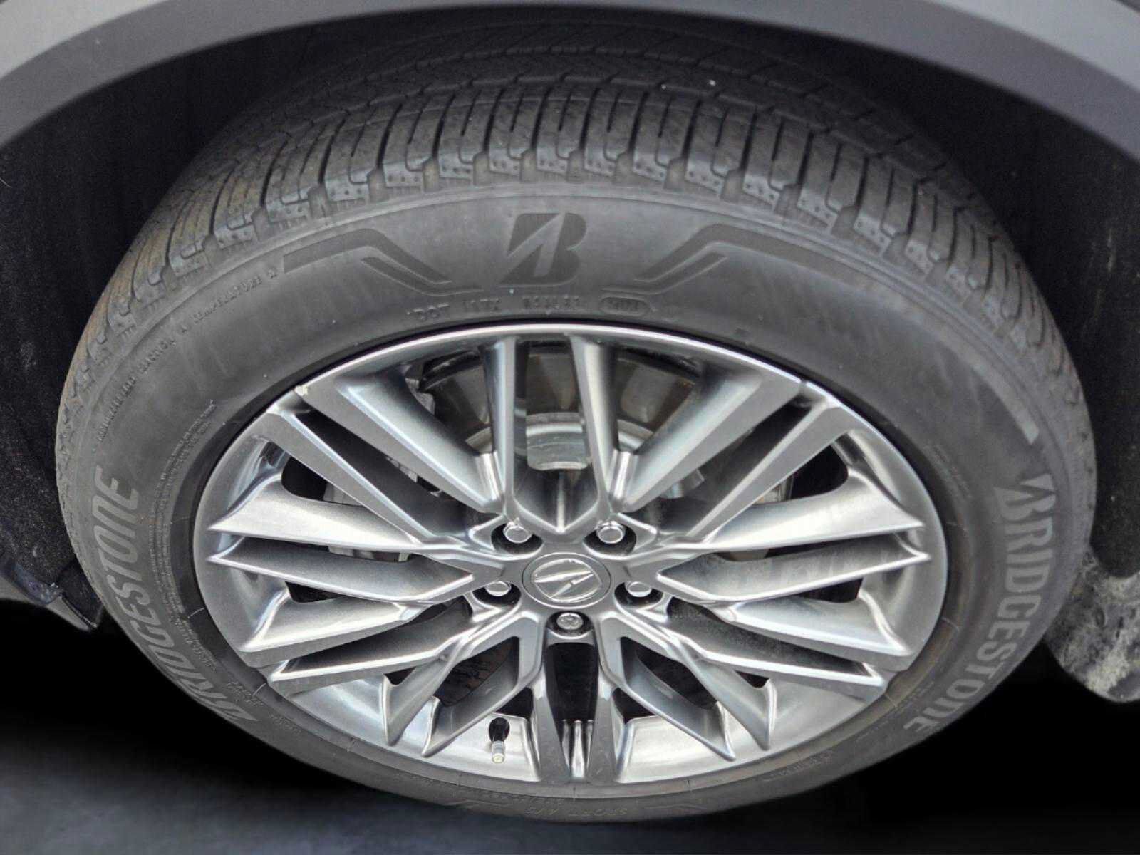 Used 2024 Acura MDX w/ Advance Package AWD/4WD image 9