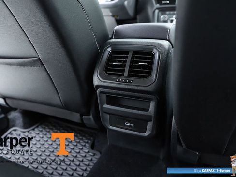 Used 2022 Volkswagen Taos SE image 37