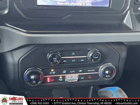 Used 2023 Ford Bronco Black Diamond w/ Sasquatch Package image 20