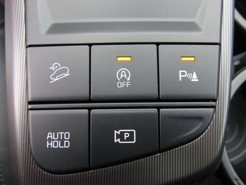 New 2026 Kia Sportage EX FWD image 11