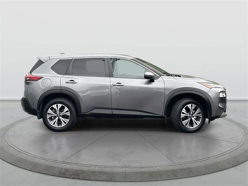 Certified 2023 Nissan Rogue SV image 3
