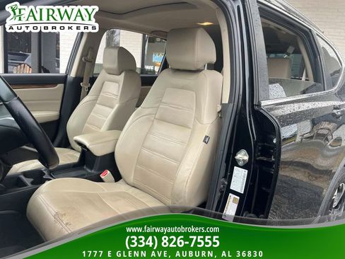 Used 2017 Honda CR-V Touring image 10