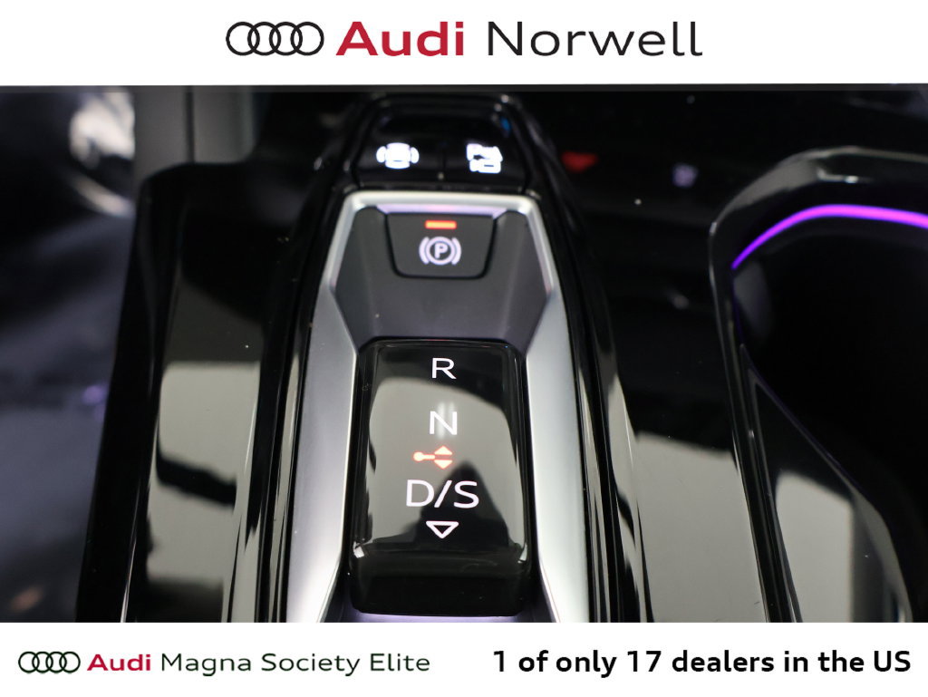 Certified 2025 Audi Q5 Premium w/ Premium Plus AWD/4WD image 4