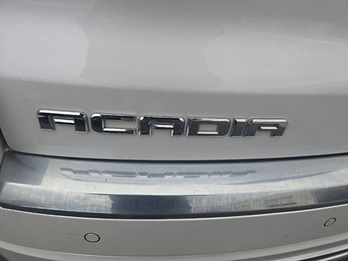 Used 2016 GMC Acadia Denali image 44