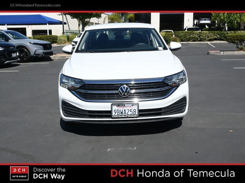 Used 2022 Volkswagen Jetta S FWD image 2