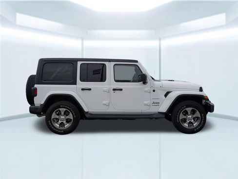 Used 2021 Jeep Wrangler Unlimited Sahara AWD/4WD image 7