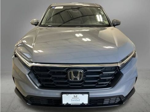 Certified 2025 Honda CR-V LX image 10