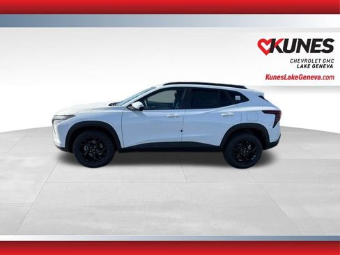 New 2026 Chevrolet Trax LT w/ Driver Confidence Package image 9