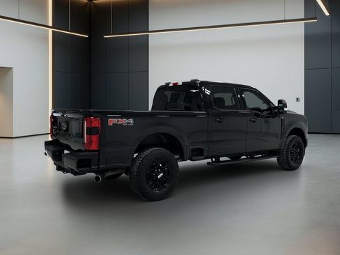 Used 2024 Ford F250 XLT w/ XLT Premium Package AWD/4WD image 6