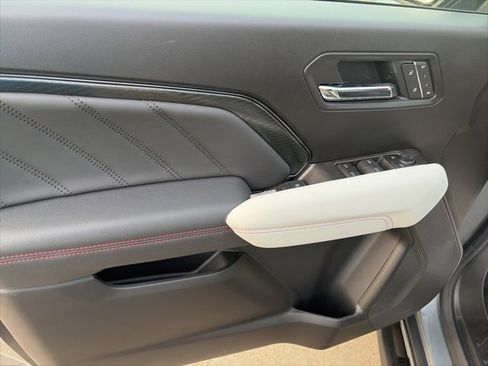 New 2026 GMC Canyon AT4X image 18