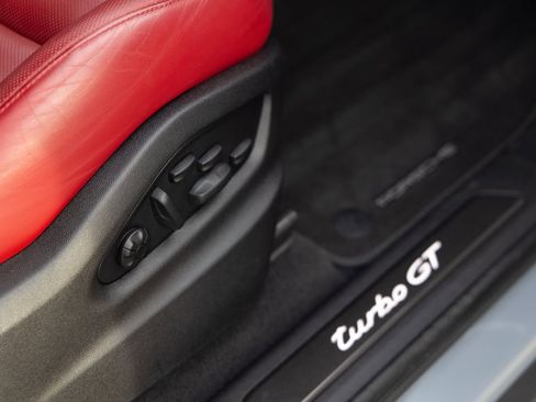 Used 2023 Porsche Cayenne Turbo GT image 37