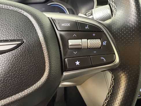 Used 2024 Genesis G70 2.5T image 24