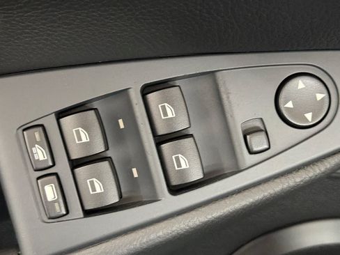 Used 2007 BMW 650i Convertible RWD image 16