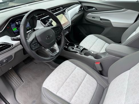 Used 2023 Chevrolet Bolt EUV Premier w/ Sun & Sound Package image 2