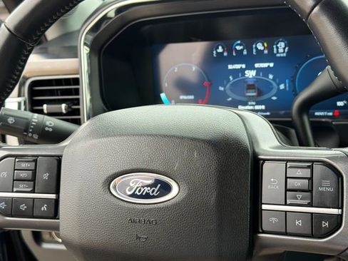 Used 2024 Ford F250 Lariat image 30