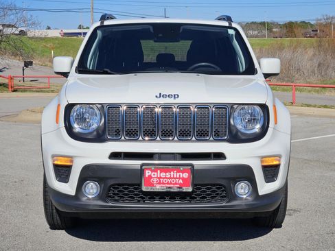 Used 2021 Jeep Renegade Latitude image 2