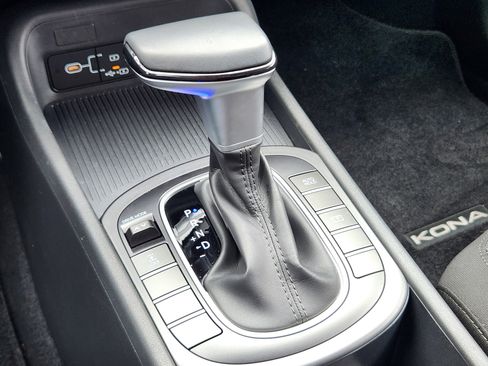 Certified 2025 Hyundai Kona SEL image 27