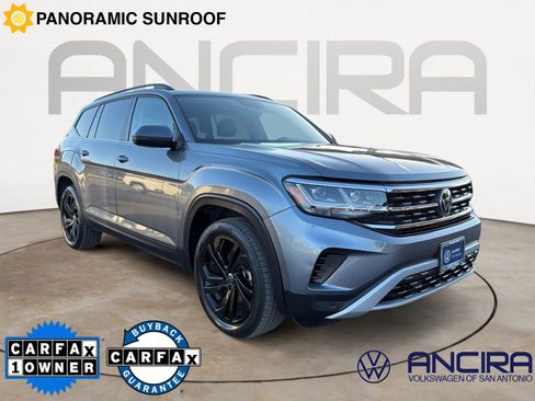 Used 2023 Volkswagen Atlas SE w/ Panoramic Sunroof Package image 1