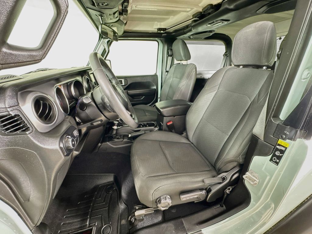 Certified 2023 Jeep Wrangler Sport AWD/4WD image 12
