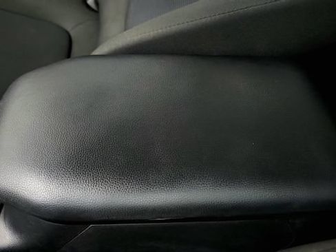 Used 2022 Toyota RAV4 LE FWD image 68