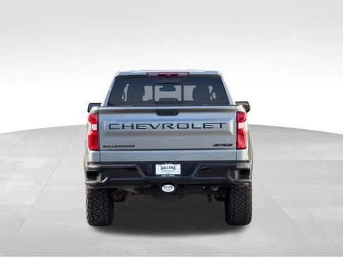 Used 2024 Chevrolet Silverado 1500 ZR2 w/ Dark Appearance Package AWD/4WD image 9