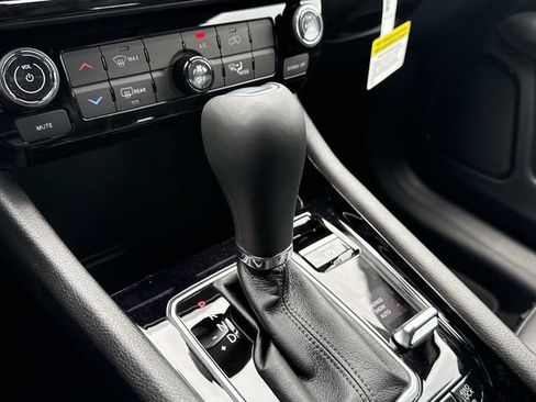 New 2026 Jeep Compass Latitude AWD/4WD image 14