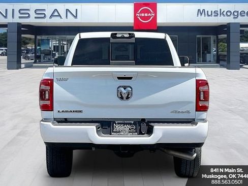 Used 2022 RAM 3500 Laramie AWD/4WD image 6