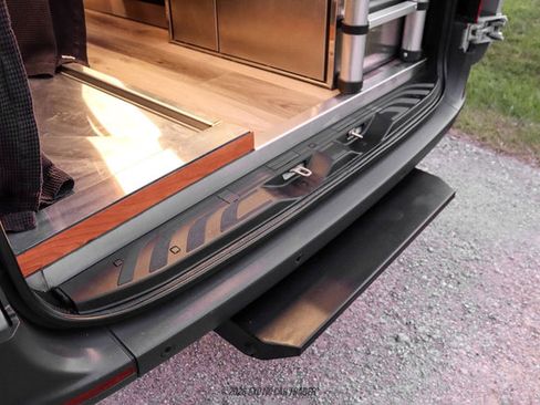 Used 2023 Mercedes-Benz Sprinter 2500 image 63