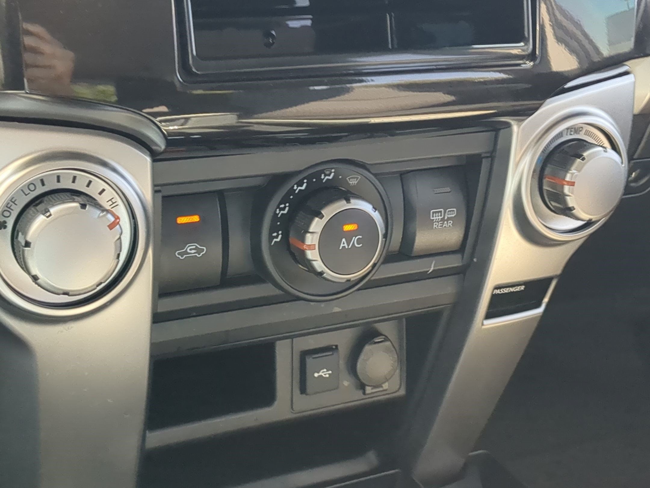 Used 2023 Toyota 4Runner SR5 AWD/4WD image 26