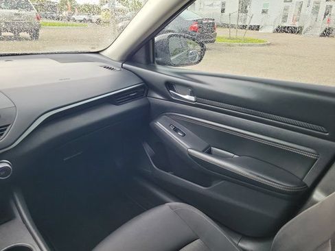 Used 2020 Nissan Altima 2.5 S FWD image 13