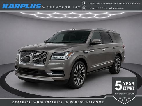 Used 2019 Lincoln Navigator Select w/ Cargo Package RWD image 1