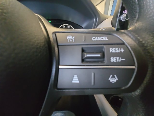 Used 2027 Honda HR-V LX image 19