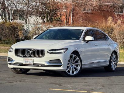 Used 2018 Volvo S90 T8 Inscription w/ Convenience Package