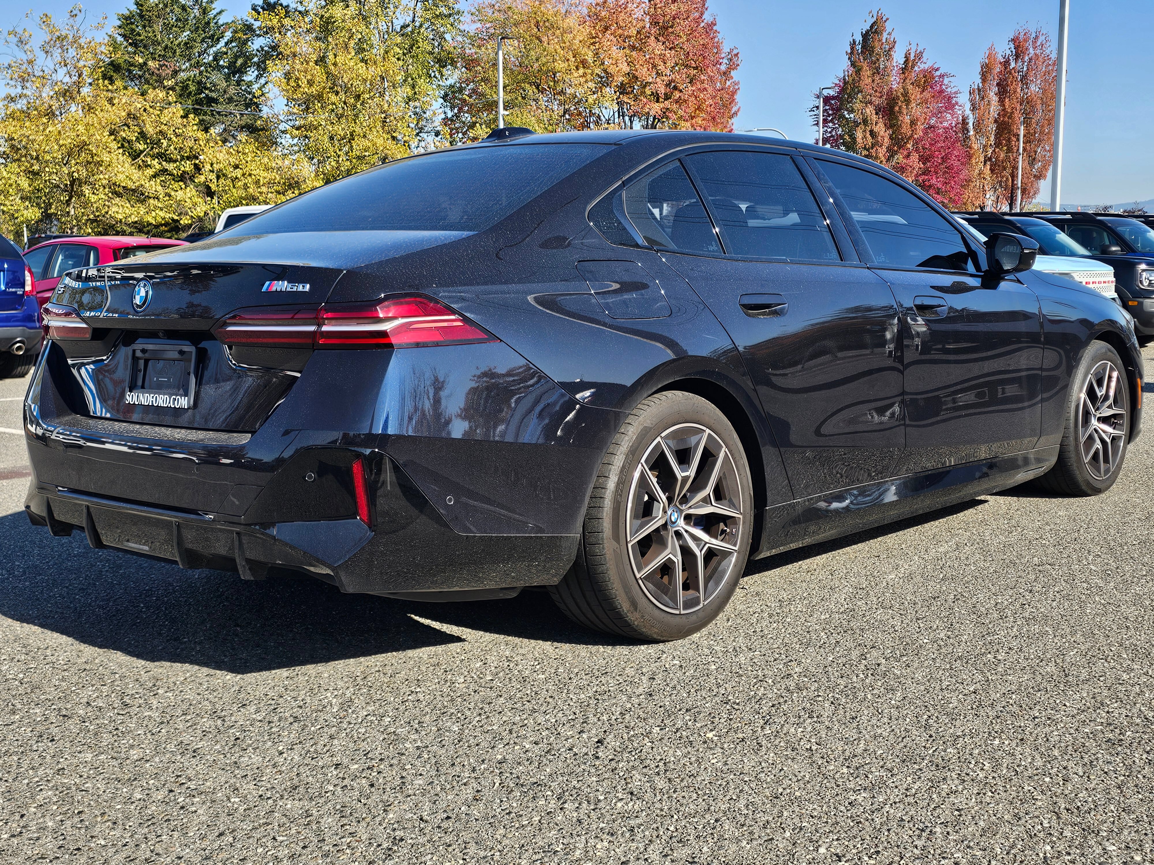 Used 2024 BMW i5 M60 w/ Premium Package AWD/4WD image 6