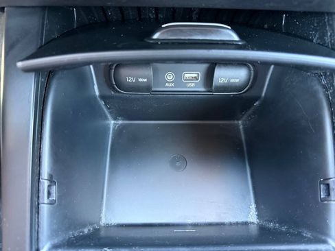 Used 2019 Kia Sorento AWD image 27