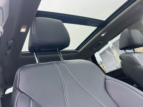 Certified 2025 Acura RDX w/ Technology Package image 19